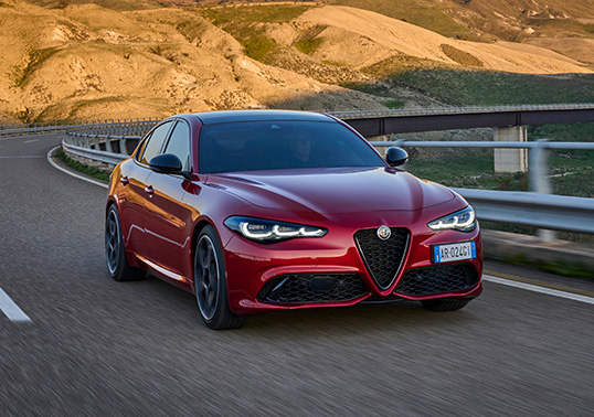 Alfa Romeo Giulia a Bologna e Ferrara 1 Alfa Romeo Giulia a Bologna e Ferrara