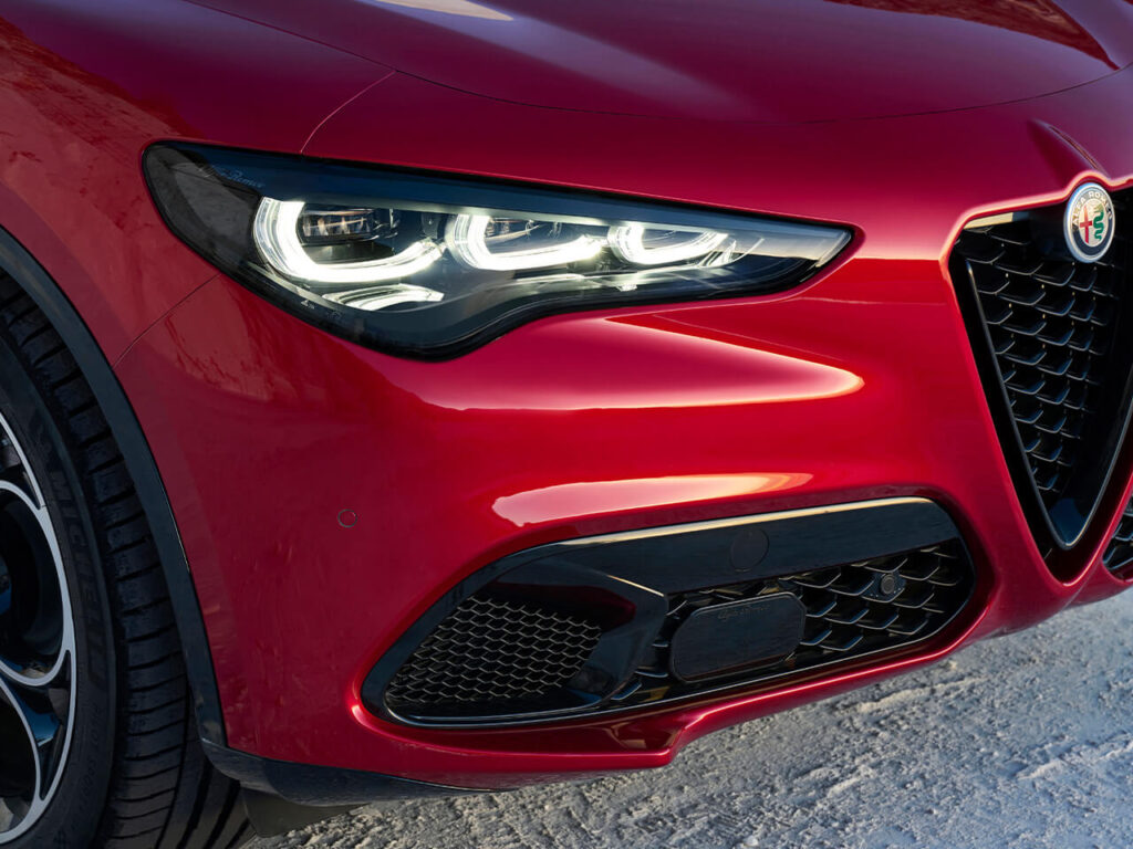Alfa Romeo Stelvio a Bologna e Ferrara 5 Alfa Romeo Stelvio a Bologna e Ferrara