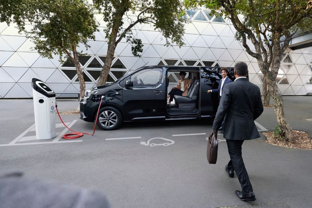 Citroën ë-SpaceTourer a Bologna 2 citroen business e-spacetourer elettrico gruppo ghedini bologna