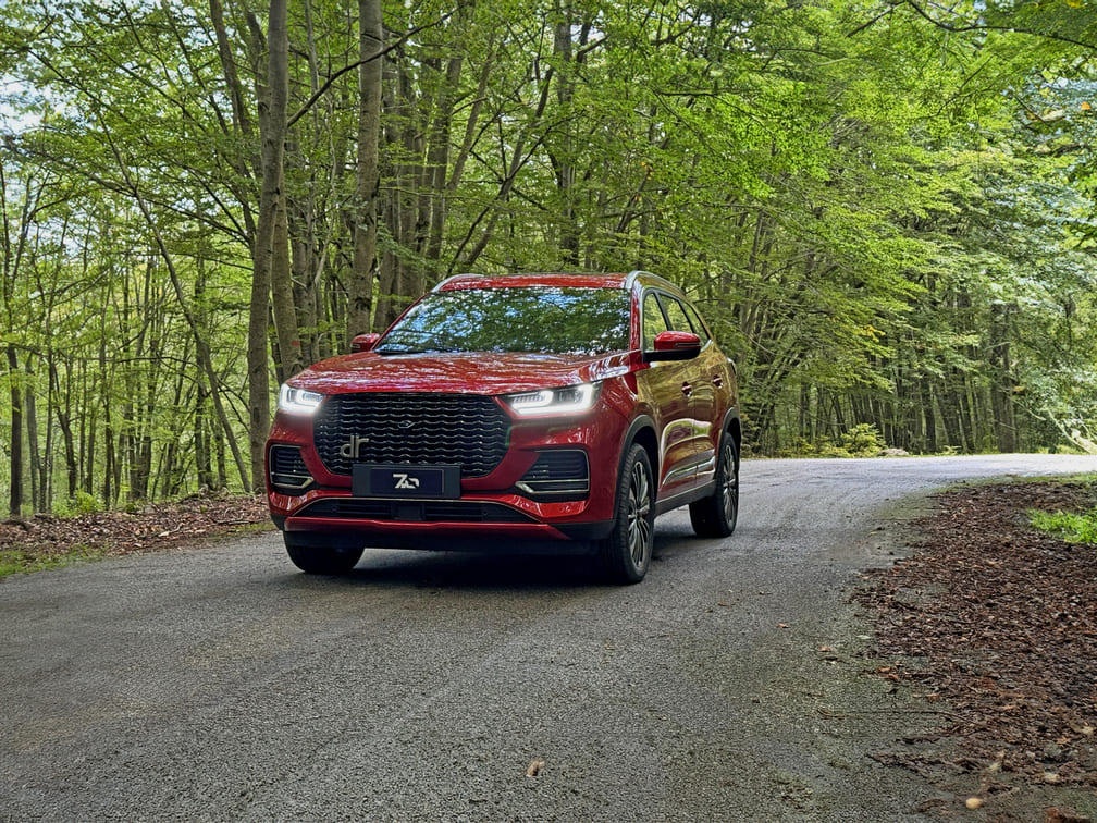 nuovo suv dr 7.0 plug-in hybrid gruppo ghedini bologna