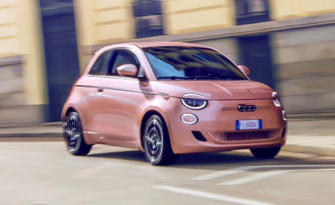 Fiat 500e 3+1 a Bologna e Ferrara 2 Fiat 500e 3+1 a Bologna e Ferrara