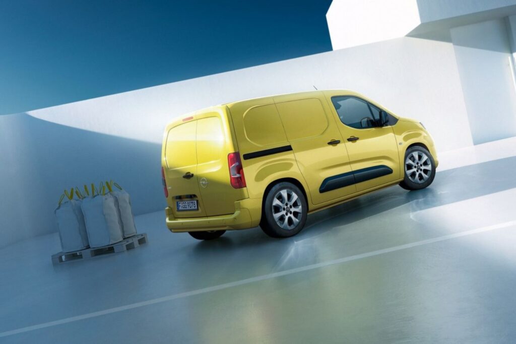 opel combo cargo gruppo ghedini bologna