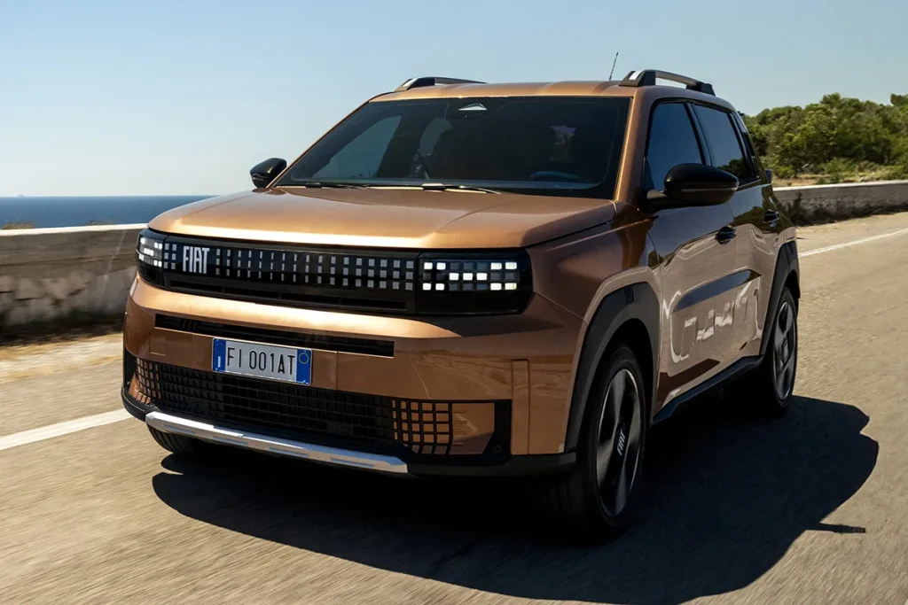 fiat grande panda su strada