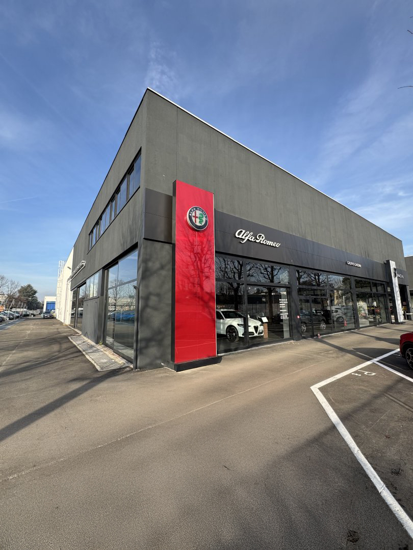 Noleggio (Bologna Roveri) 15 alfa romeo gruppo ghedini