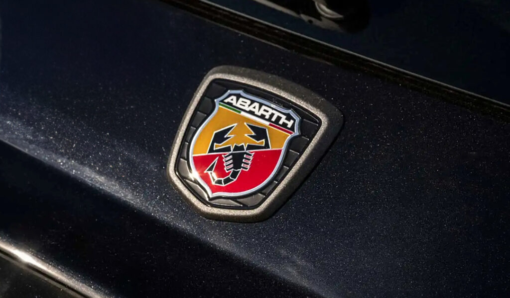 Abarth 600e elettrica design