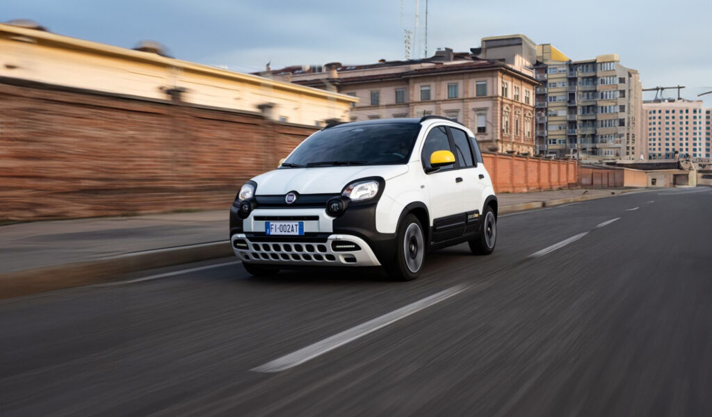Nuove Fiat 500 e Panda: l’arrivo delle ibride nel 2025 1 nuova fiat 500 ibrida e pandina gruppo ghedini