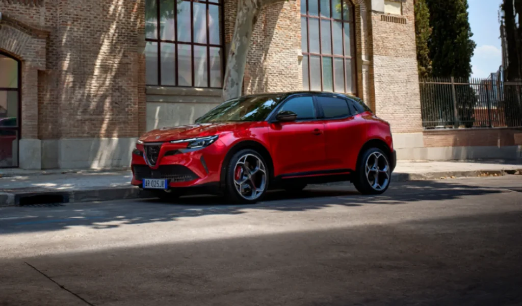 Alfa Romeo Junior rinnova la gamma: ora preordinabile 1 gruppo ghedini alfa romeo novembre 2025